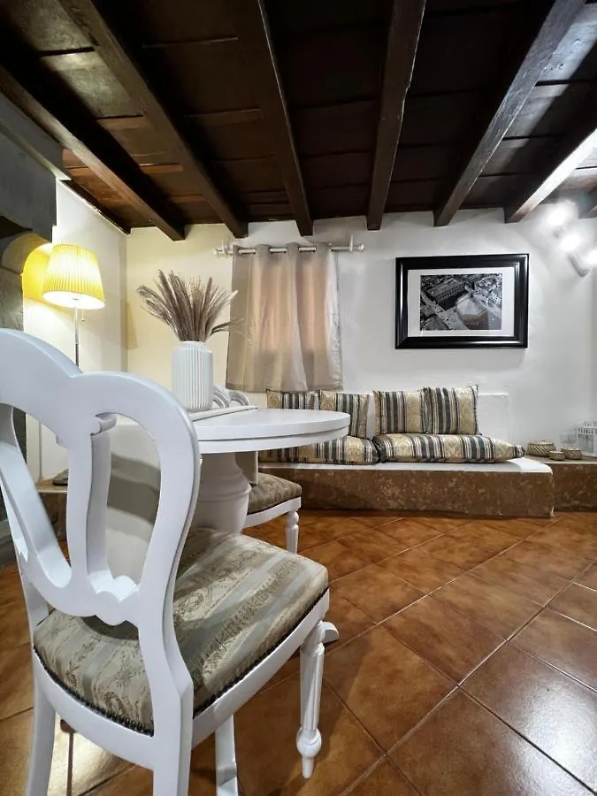 La Piccola Maison Florença 0*,